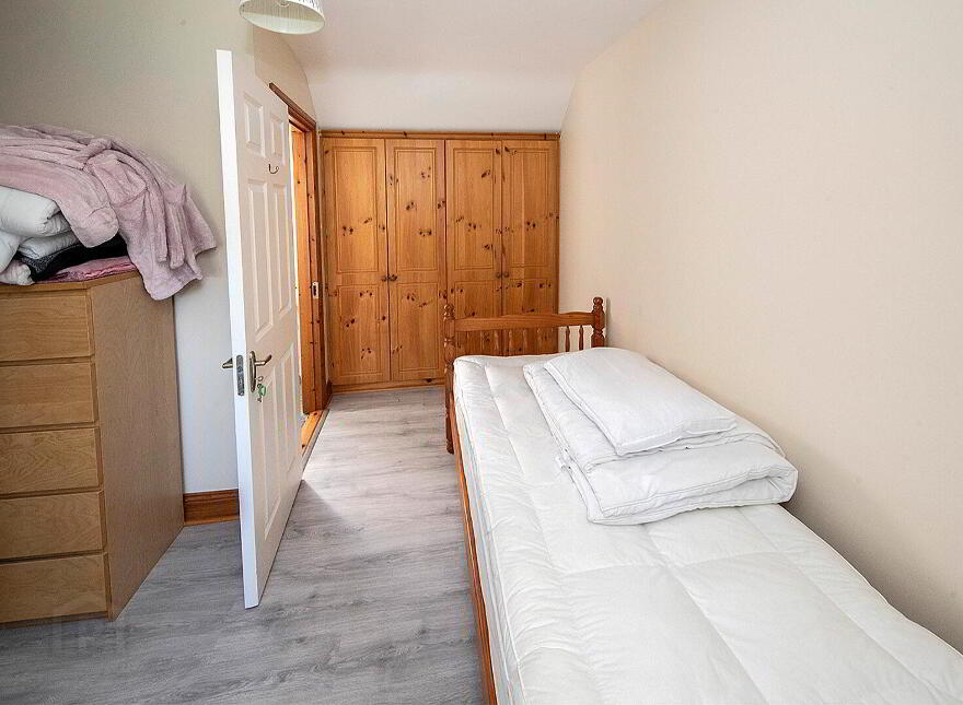 Mahon View, Briska, Lemybrien, Mahon Bridge, X42RN96