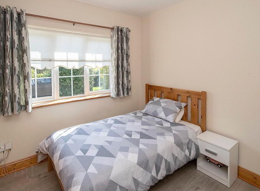 Mahon View, Briska, Lemybrien, Mahon Bridge, X42RN96