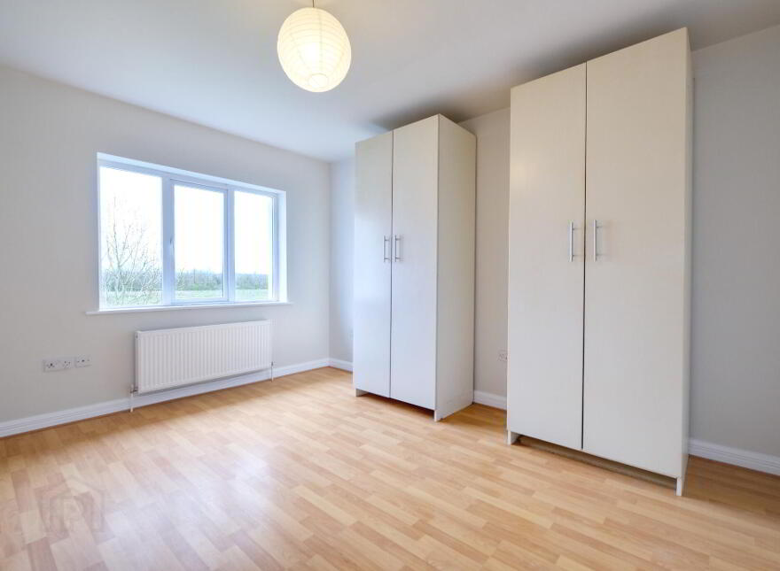 18 Oaklands Avenue, N39H5P6
