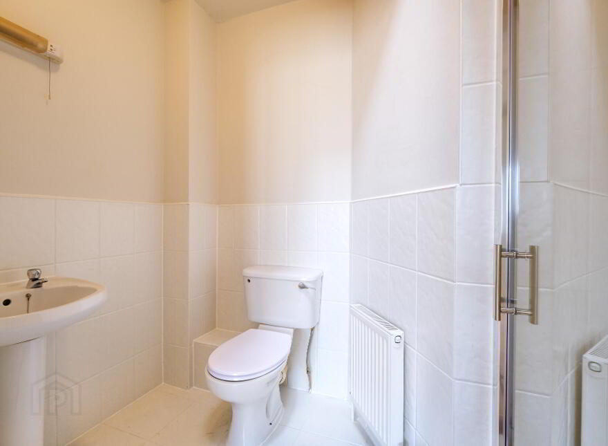 18 Oaklands Avenue, N39H5P6