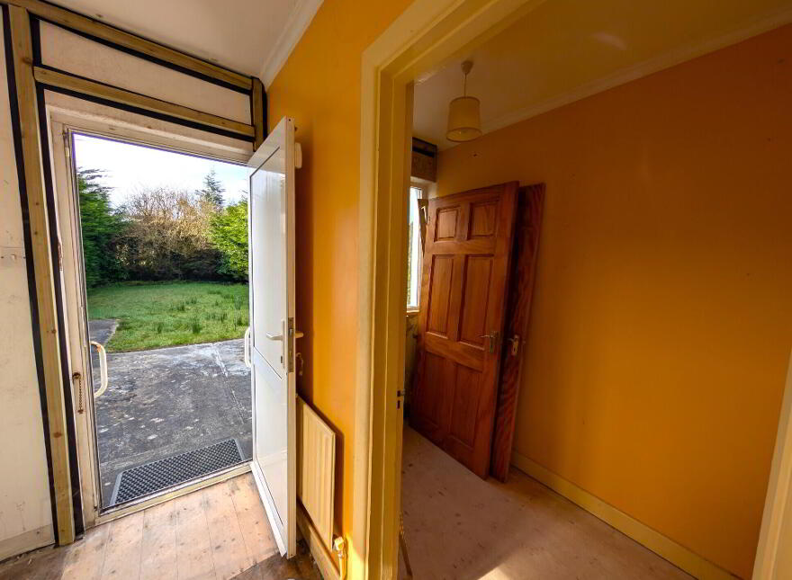 Kilkelly Road, Swinford, F12VF97