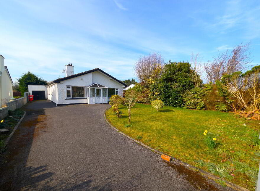 Kilkelly Road, Swinford, F12VF97