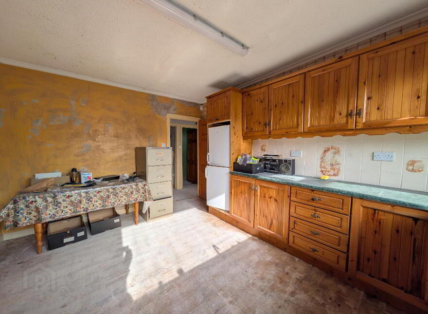 Kilkelly Road, Swinford, F12VF97