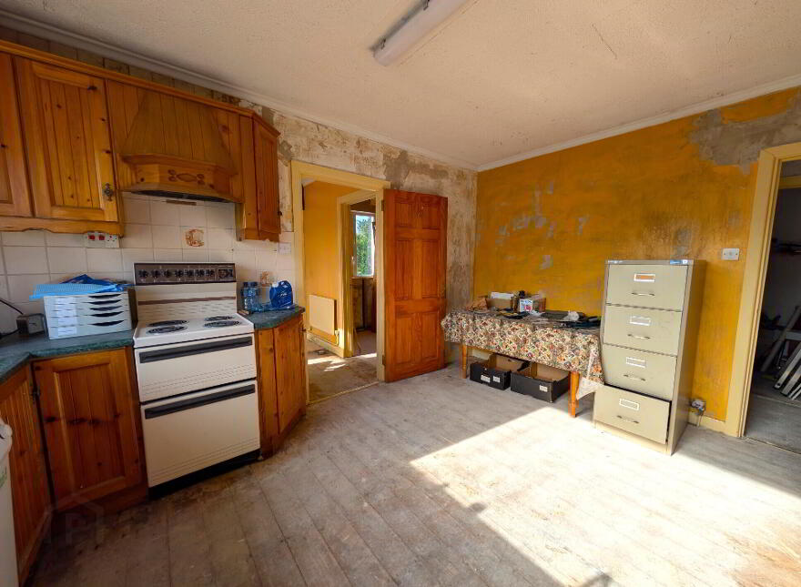 Kilkelly Road, Swinford, F12VF97