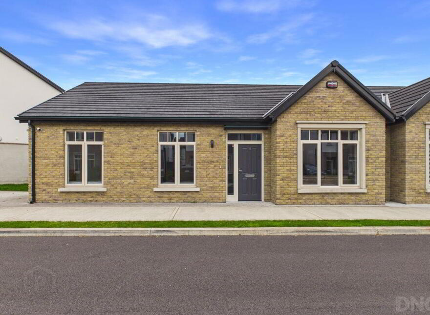 18 Dunalley Drive, Redwood, Tullamore, R35T2Y8
