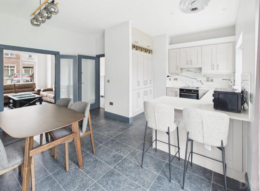 18 Dunalley Drive, Redwood, Tullamore, R35T2Y8