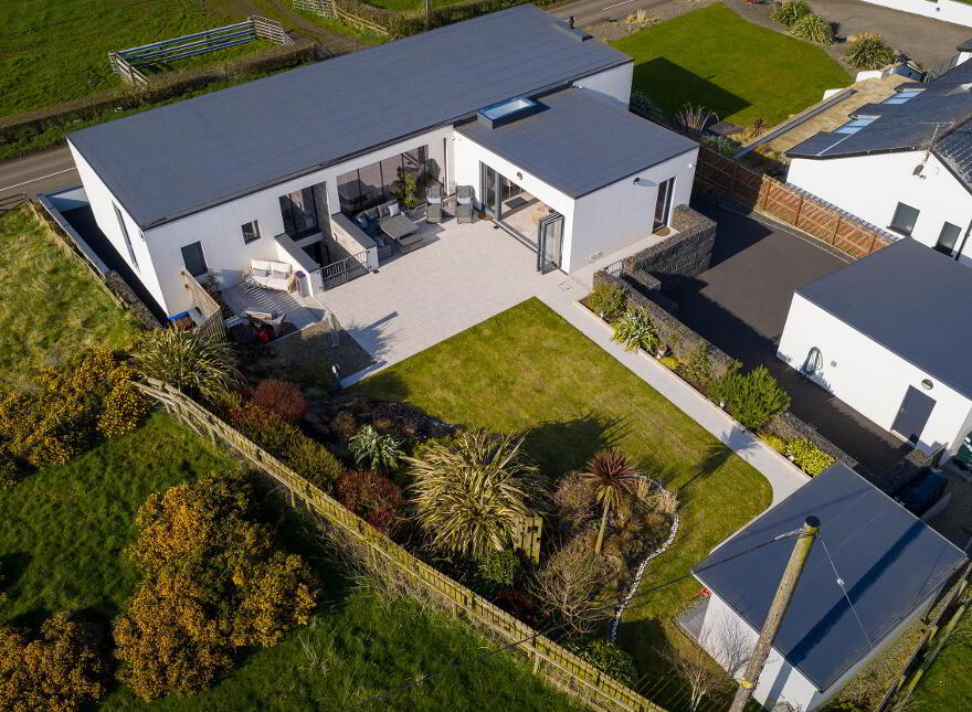 39 Ballymacrea Road, Portrush, BT56 8NS
