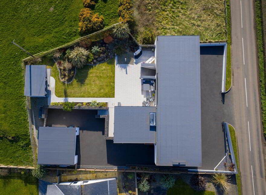 39 Ballymacrea Road, Portrush, BT56 8NS