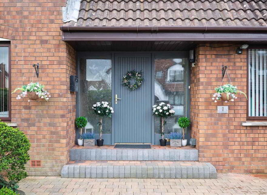 1 Lord Wardens Avenue, Bangor, BT19 1YE