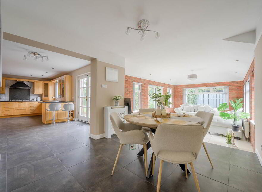 1 Lord Wardens Avenue, Bangor, BT19 1YE