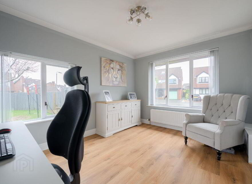 1 Lord Wardens Avenue, Bangor, BT19 1YE
