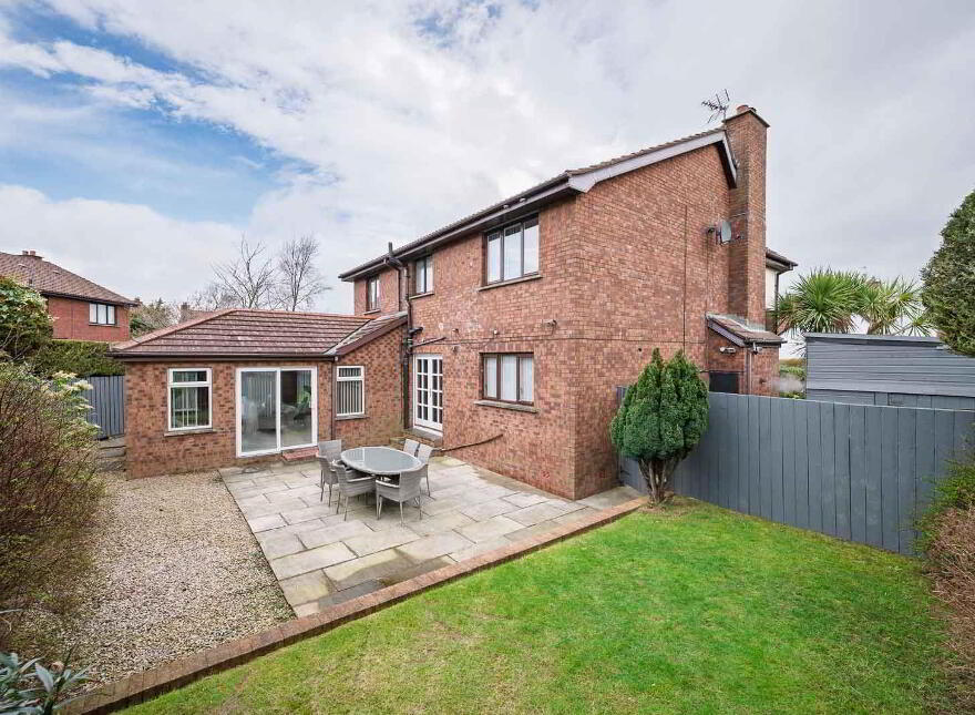 1 Lord Wardens Avenue, Bangor, BT19 1YE
