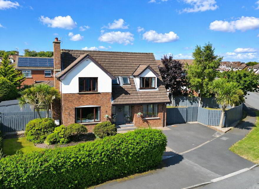 1 Lord Wardens Avenue, Bangor, BT19 1YE