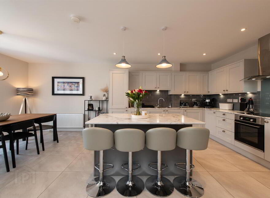 46 Oakfield Park, Jordanstown, Newtownabbey, BT37 0QY