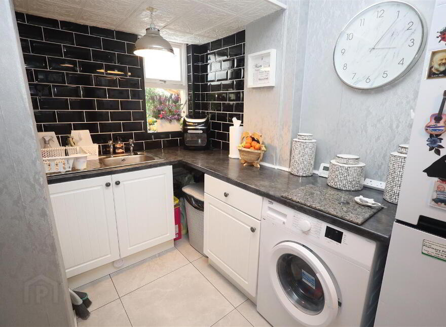 13 Abbeyglen Drive, Newtownabbey, BT37 0TL