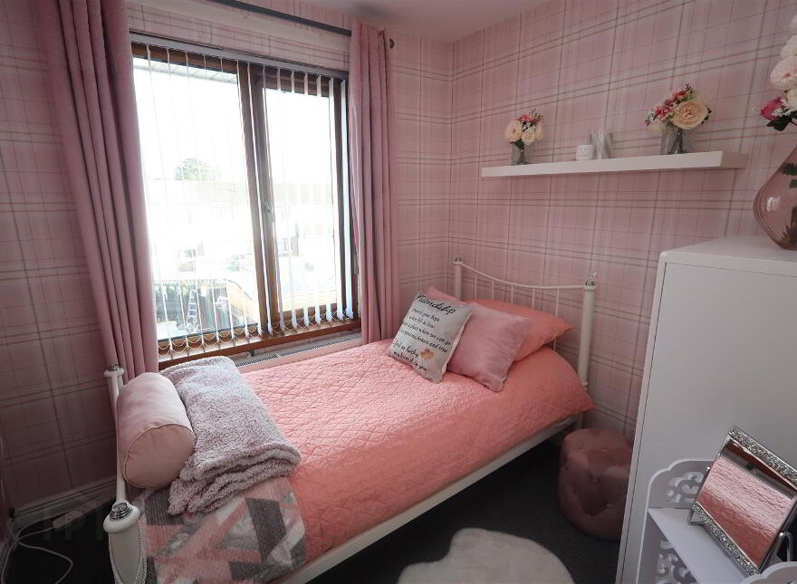 13 Abbeyglen Drive, Newtownabbey, BT37 0TL