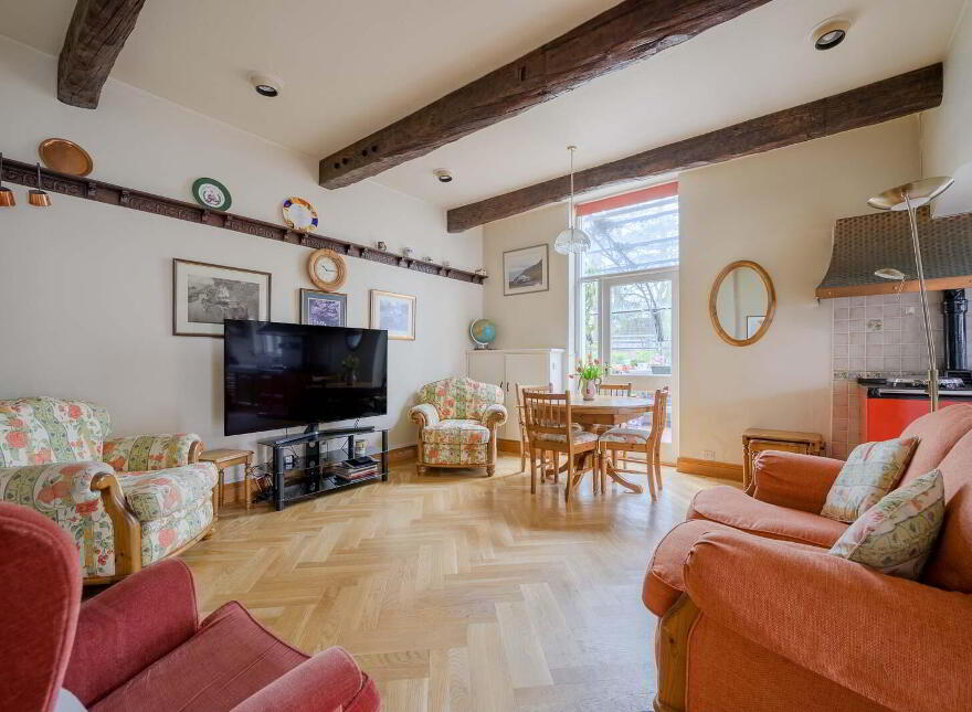 80 Kings Road, Belfast, BT5 6JN