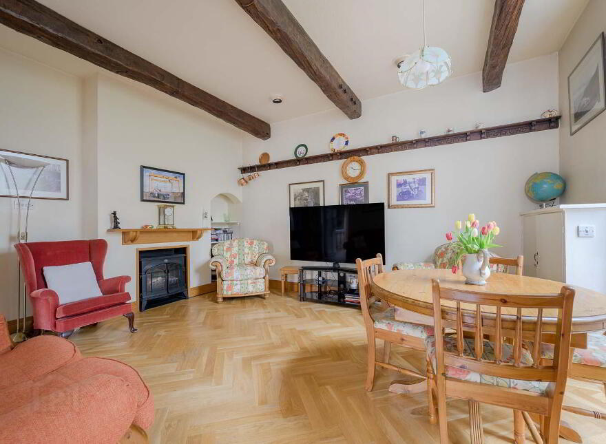 80 Kings Road, Belfast, BT5 6JN