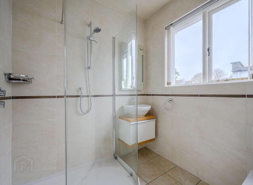 80 Kings Road, Belfast, BT5 6JN