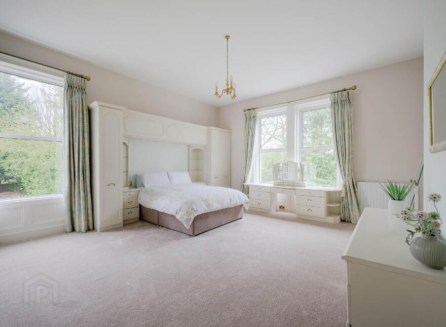 80 Kings Road, Belfast, BT5 6JN