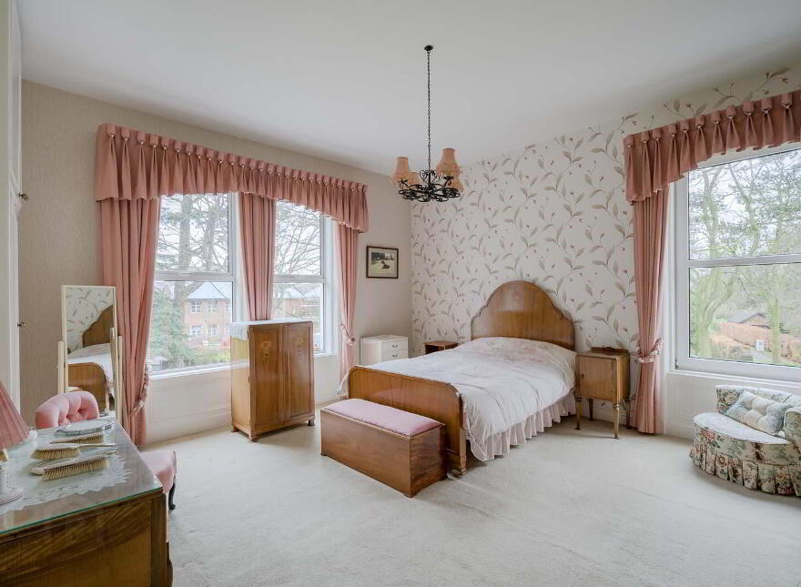 80 Kings Road, Belfast, BT5 6JN