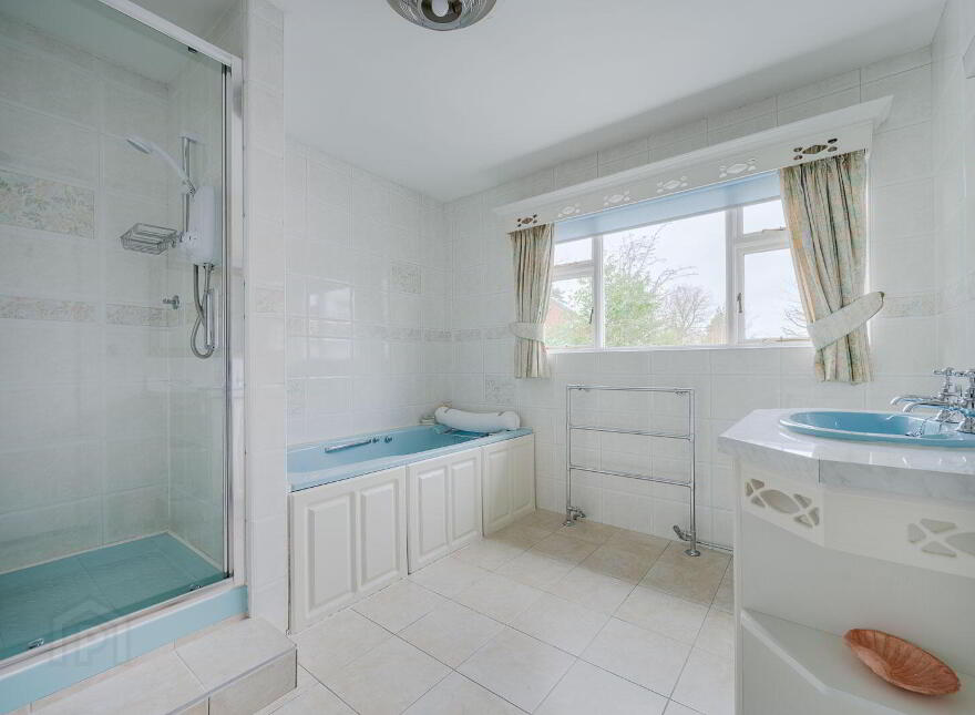 80 Kings Road, Belfast, BT5 6JN