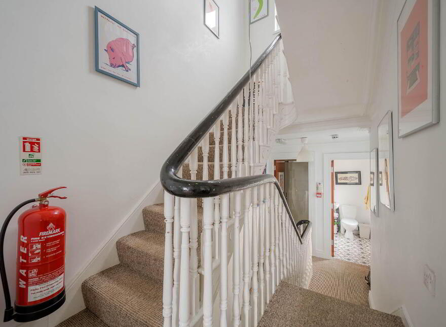 116 Bloomfield Avenue, Belfast, BT5 5AE