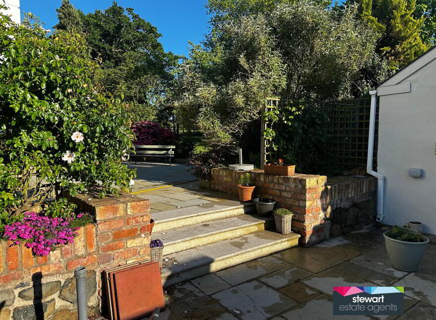 Ederowen Farm, 43 Lurgan Road, Glenavy, Crumlin, BT29 4QB