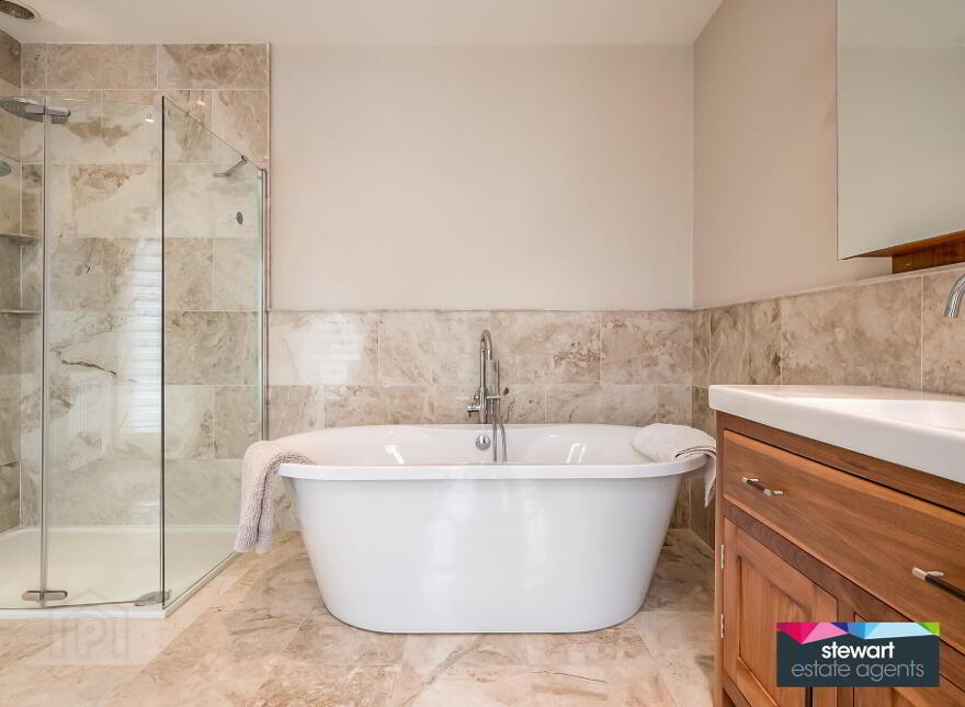 Ederowen Farm, 43 Lurgan Road, Glenavy, Crumlin, BT29 4QB
