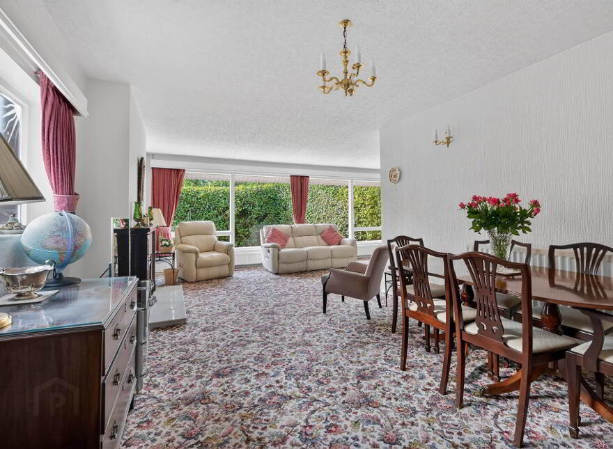 1 Holyrood, Malone, Belfast, BT9 5DA