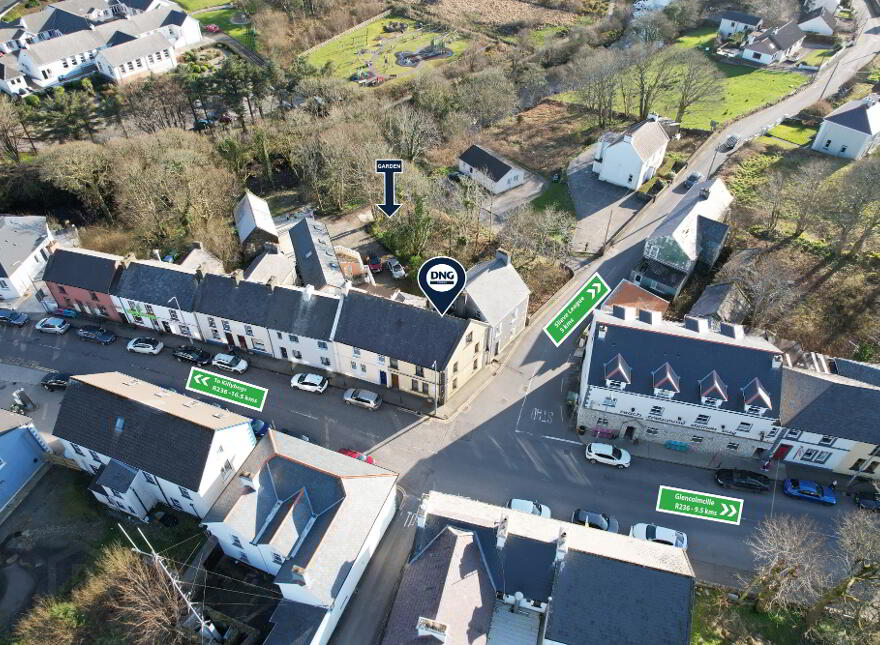 Corner House, Main Street, Carrick, F94NCC0