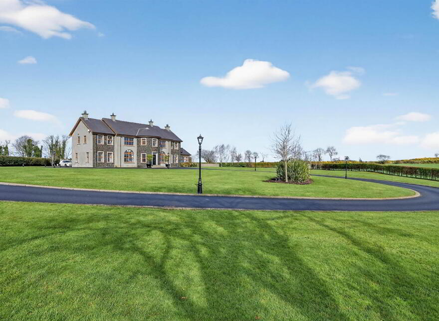 40 Gregorlough Road, Dromore, BT25 1RR