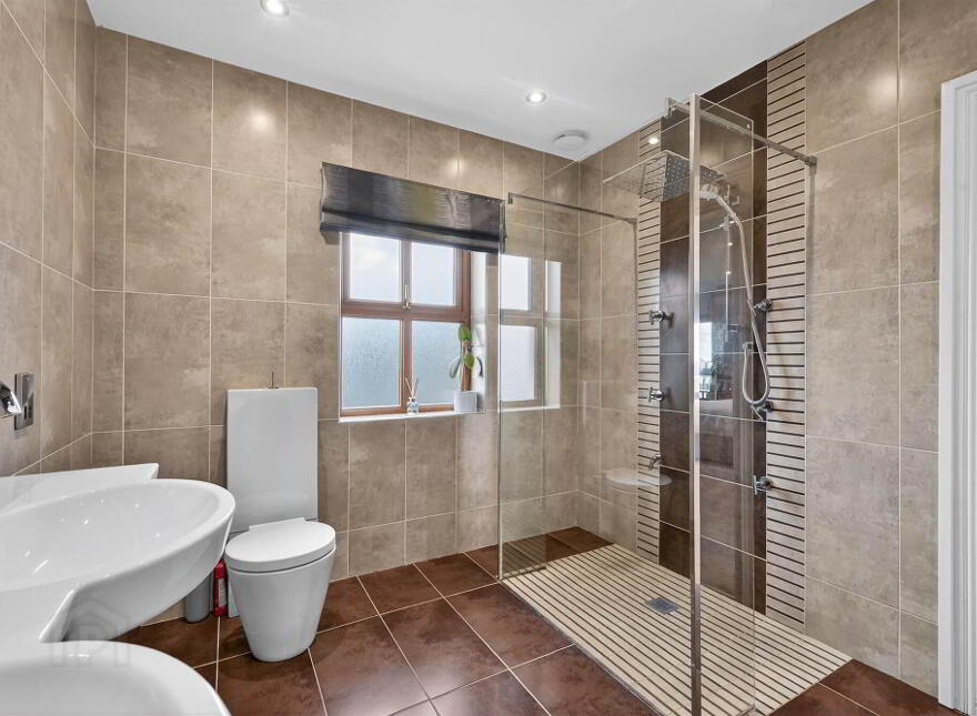 40 Gregorlough Road, Dromore, BT25 1RR