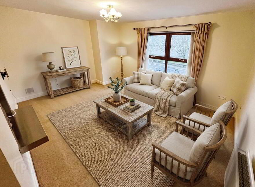 4 Keightley Court, Lisburn, BT28 1BA