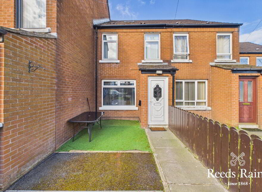 31 Stewart Street, Belfast, BT7 2BT