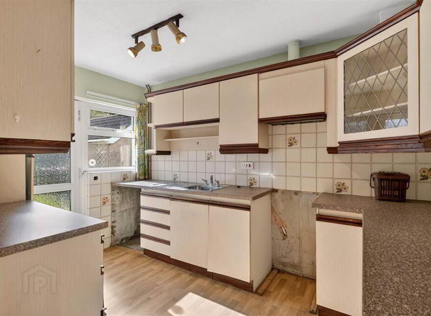 10 Landor Park, Ballynahinch Road, Lisburn, BT27 5HF