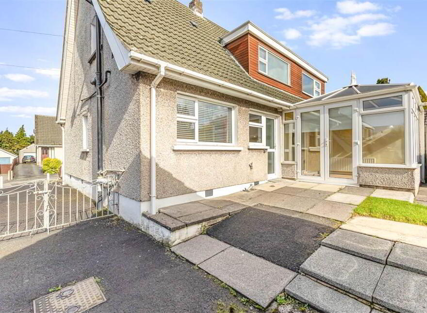 10 Landor Park, Ballynahinch Road, Lisburn, BT27 5HF