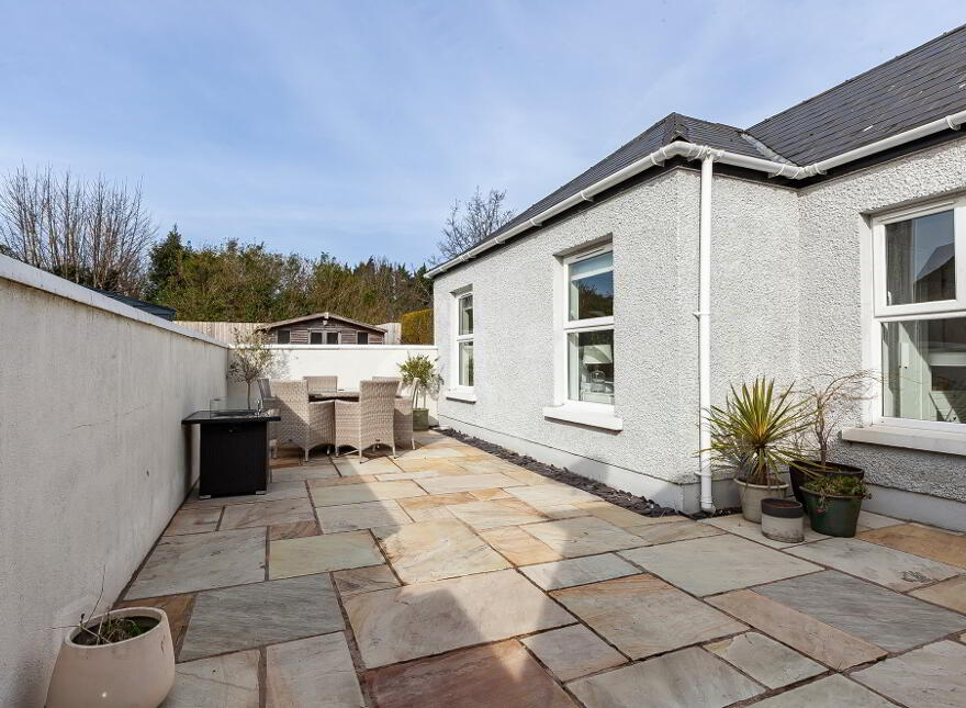 92 Dromore Road, Royal Hillsborough, BT26 6HU