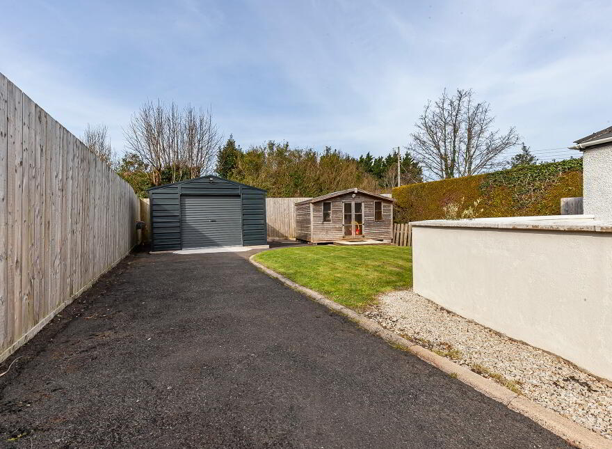 92 Dromore Road, Royal Hillsborough, BT26 6HU