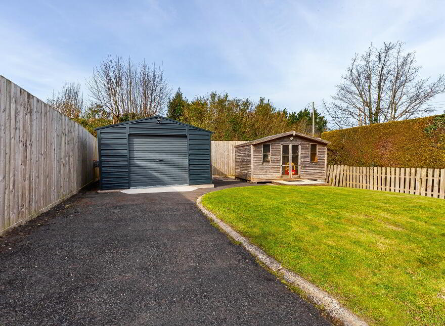 92 Dromore Road, Royal Hillsborough, BT26 6HU