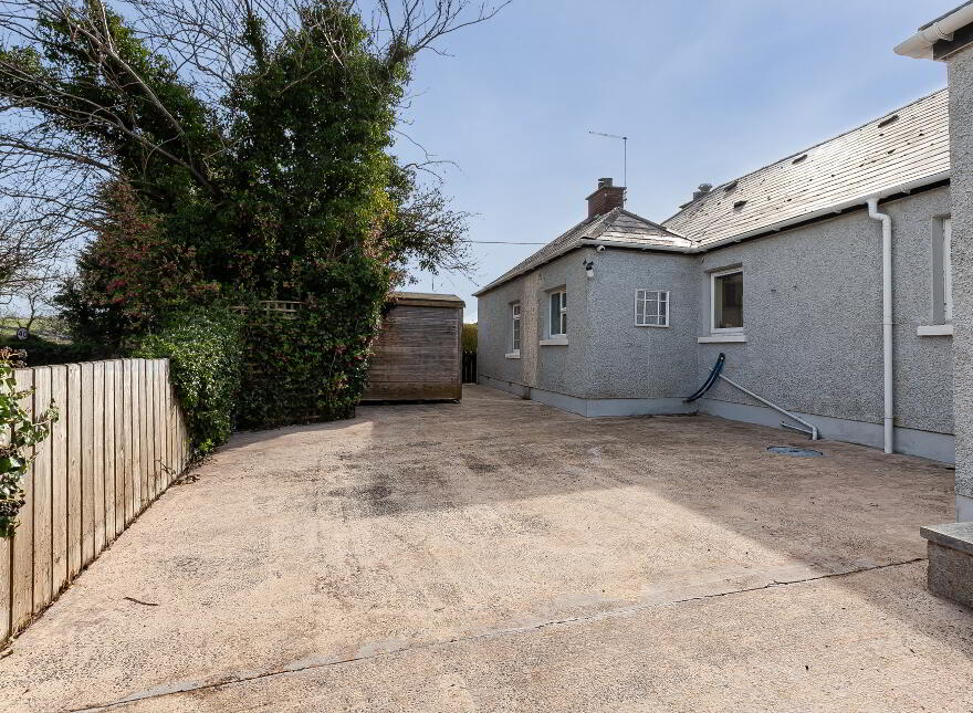 92 Dromore Road, Royal Hillsborough, BT26 6HU