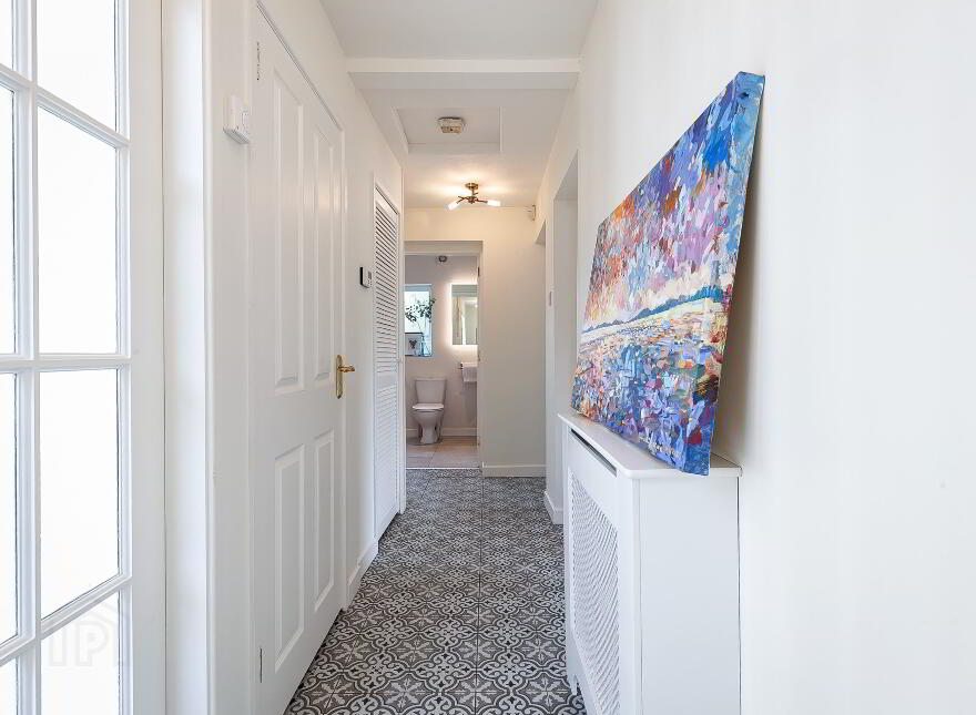 92 Dromore Road, Royal Hillsborough, BT26 6HU