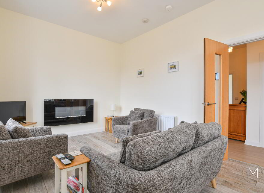 15 Laurel Manor, Antrim, BT41 1QS