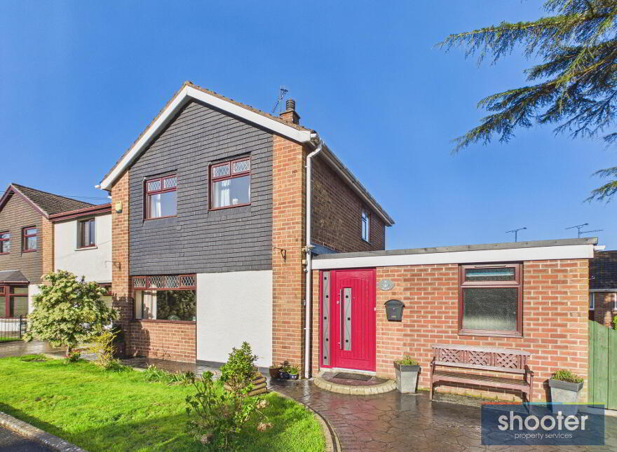 35 The Glen, Newry, BT35 8BS