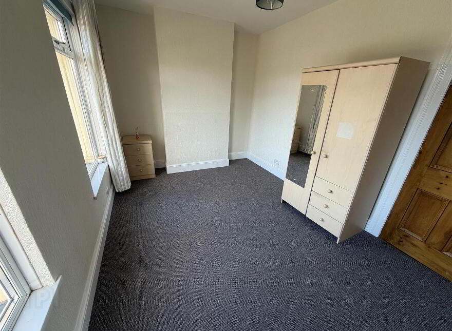 61 Castle Street, Bangor, BT20 4SX