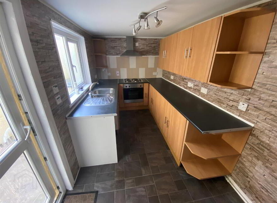 61 Castle Street, Bangor, BT20 4SX