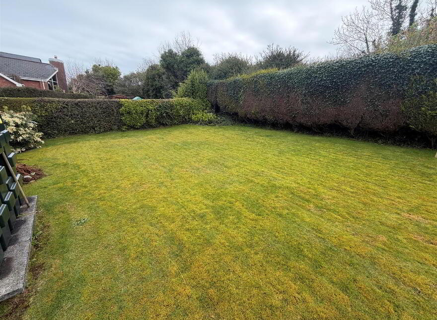 45 Seahill Road, Holywood, BT18 0DJ