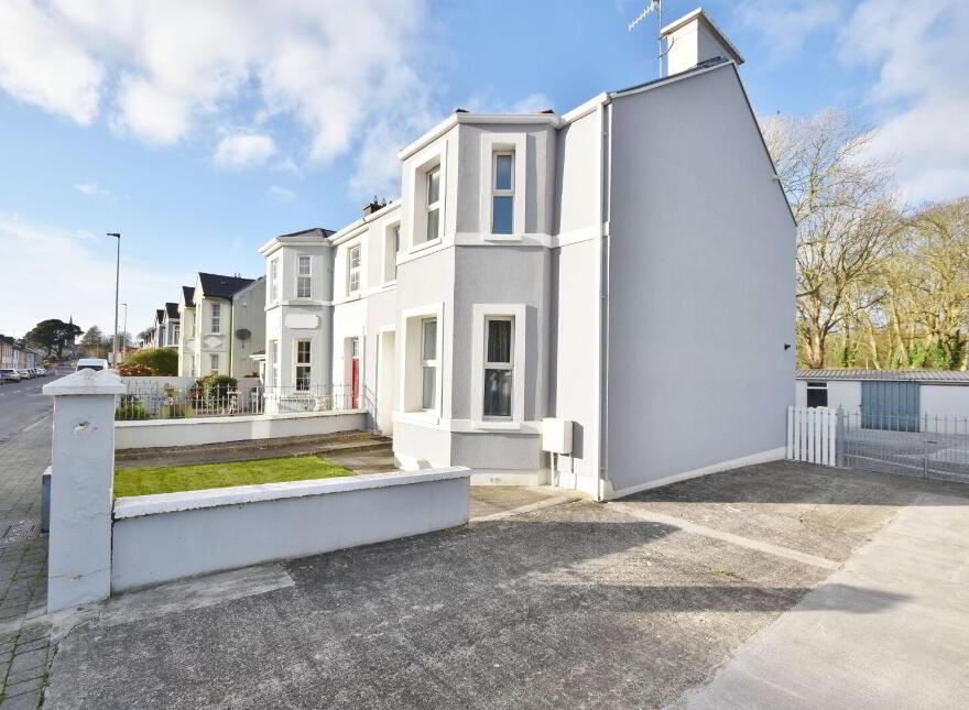 32 Bridge Road, Listowel, V31H520