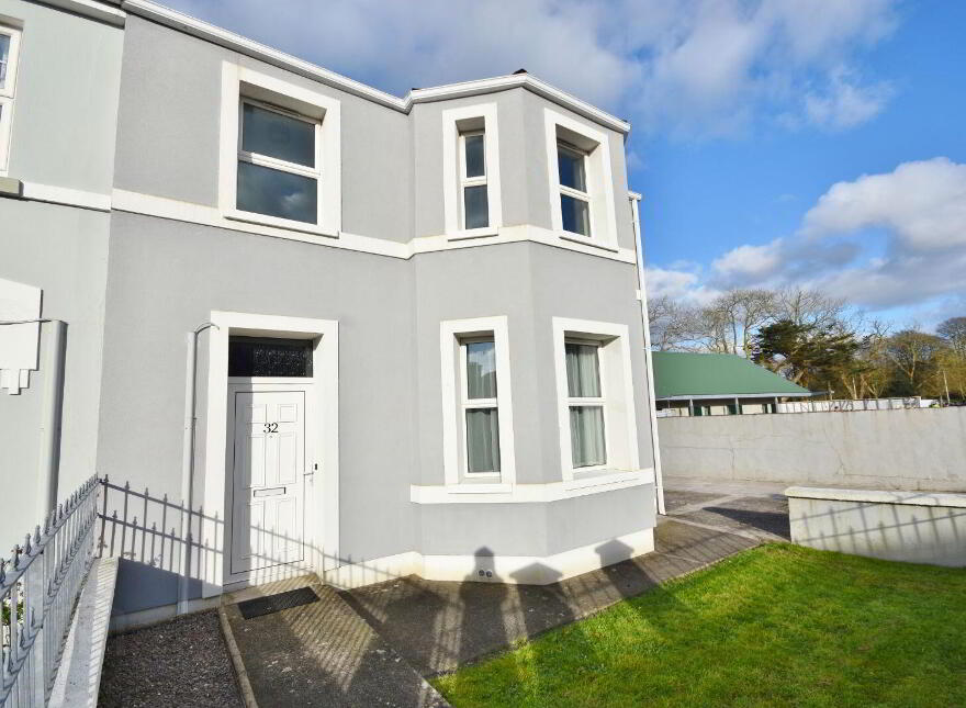 32 Bridge Road, Listowel, V31H520