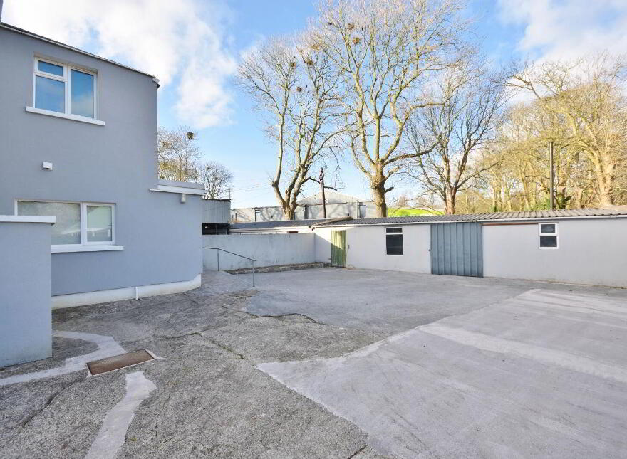 32 Bridge Road, Listowel, V31H520